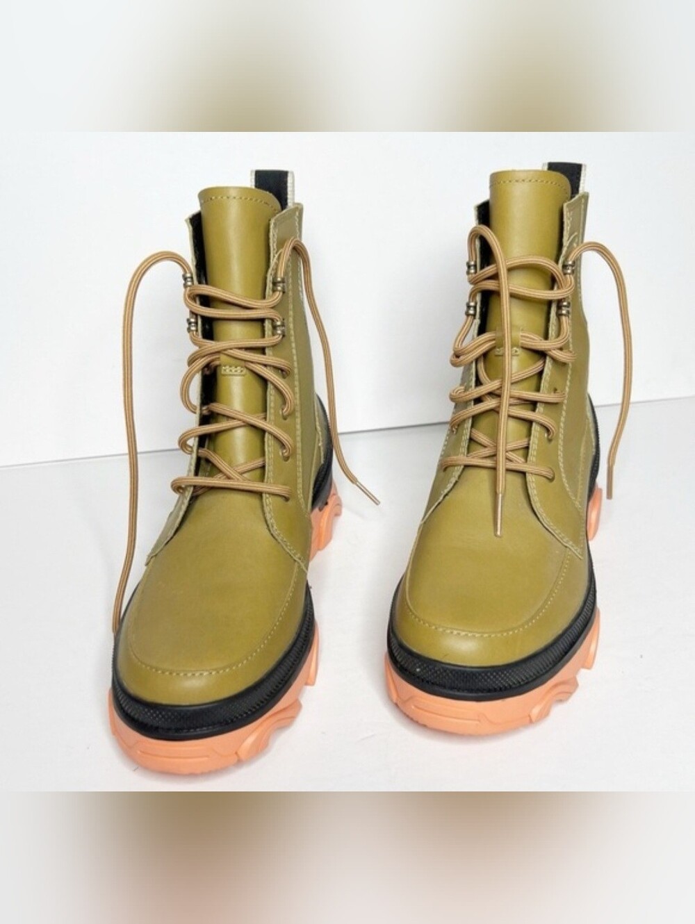 Sorel X Free People Brex lace up boot - New w/out box